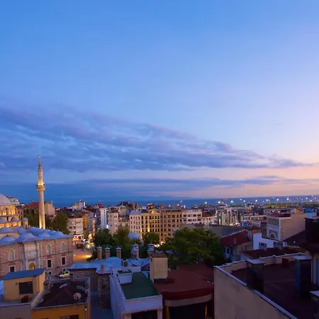 Hotel Zagreb Istambul