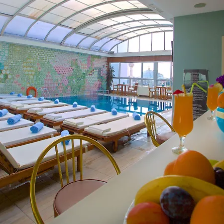 Hotell Zagreb 4*