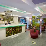 Zagreb 4*