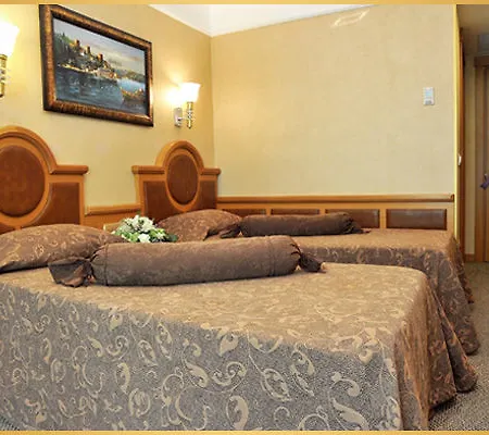 Hotel Zagreb 4*