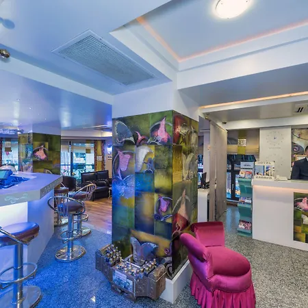 Zagreb 4*