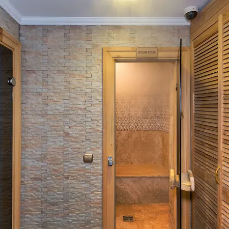 Hotel Zagreb 4*