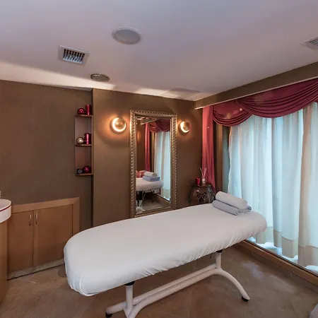 Zagreb 4*