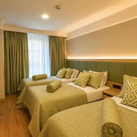 Hotell Zagreb 4*