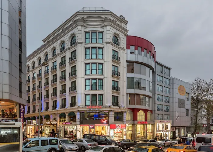 Отель Zagreb 4*